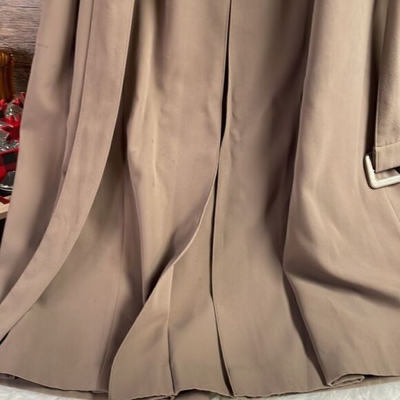 Jacqueline Ferrar Ladies Trench Coat, Taupe, Vintage - Picture 15 of 15